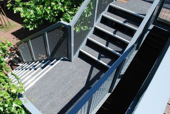 Tapis antidérapant pour passage dense | FOXIHALL - produit présenté par FOXI ET GRAPH INTERNATIONAL