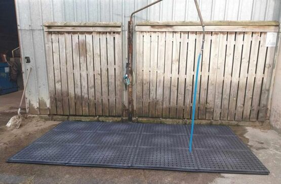  Tapis d&#039;écurie drainant pour une meilleure circulation des chevaux | 20 Drain - Dalles vinyle ou PVC