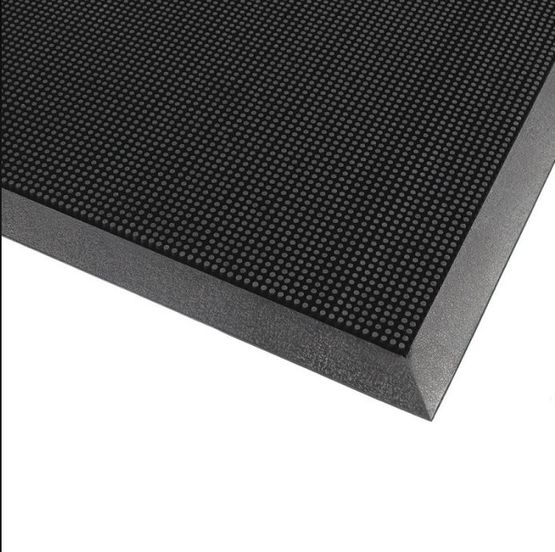 Tapis d&#039;entrée 345 Rubber Brush - produit présenté par NORMEQUIP