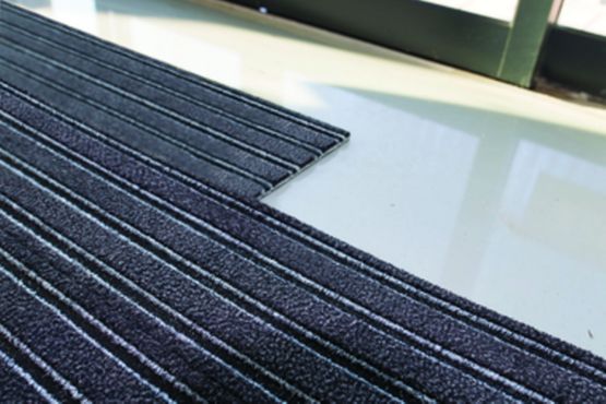  Tapis d&#039;entrée sous forme de lames | Quickmat-Tile - ROMUS