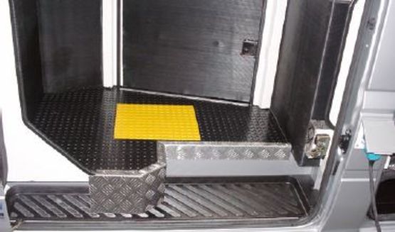 Tapis de sécurité sensibles | ESM-57 - produit présenté par BIRCHER