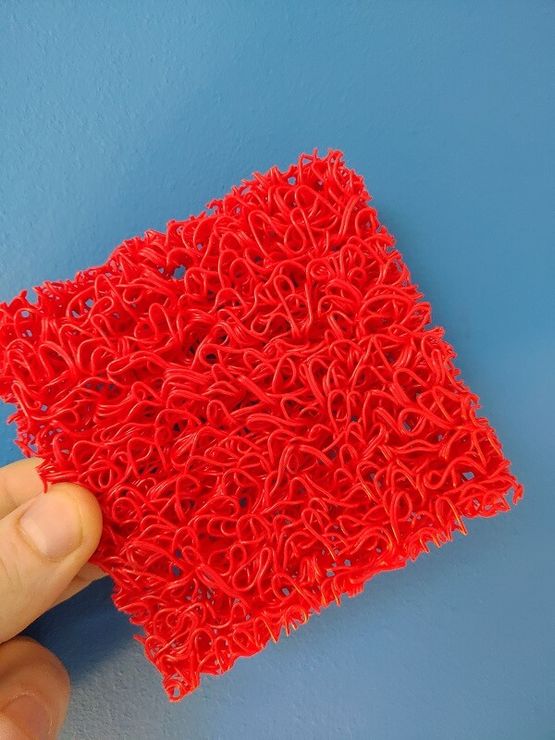  Tapis spaghetti circulation pour sols meubles - 1m x 10m - 4000g/m² Haute qualité | TAPISSPAGHETTI12MM-4000-1x10 - KINGPRO