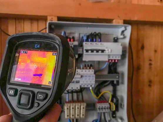 Thermographie au sol des appareils et aérienne des panneaux | EMASOLAR