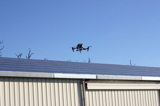 Thermographie au sol des appareils et aérienne des panneaux | EMASOLAR - produit présenté par EMASOLAR