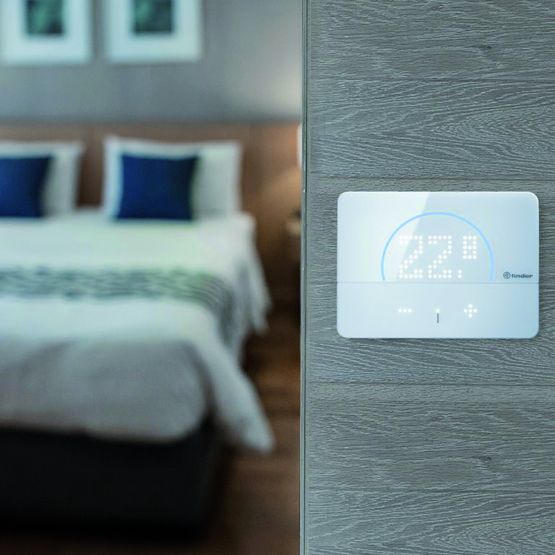  Thermostat connecté réversible avec géolocalisation | Bliss 2 - FINDER