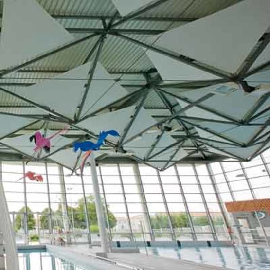 Tissu d&#039;absorption acoustique et protection solaire | Acoustis 50 - produit présenté par MERMET