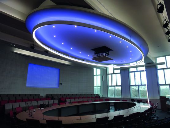  Toile tendue rétroéclairée pour murs et plafonds | ALYOS® translucide - Faux-plafonds tendus