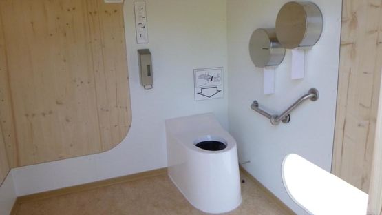  Toilettes publiques autonomes à lombricompostage | Le Saniter - SANISPHERE