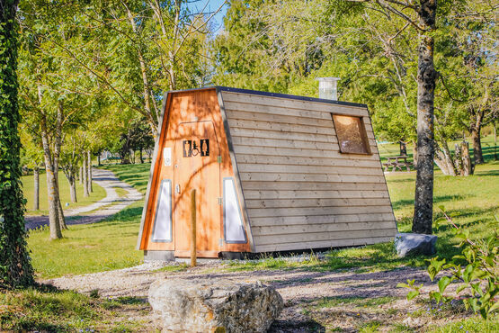 Toilettes publiques autonomes éco-responsables | SANILIGHT - SANISPHERE