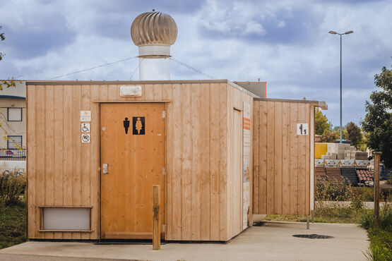  Toilettes publiques autonomes éco-responsables | SANIMAX - Toilettes sèches