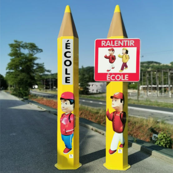  Totem gros crayon de signalisation - Panneaux et autres signalisations routières