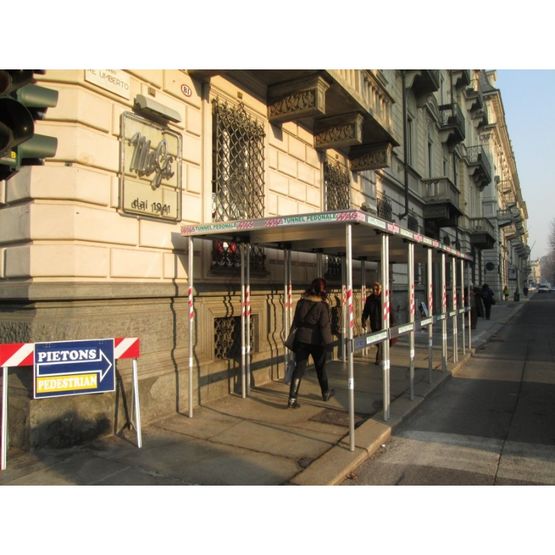 Tunnel complet et fiable pour passage piéton | Genius   - produit présenté par FRANCE COMPACT