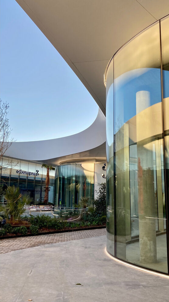  Verre bombé-cintré | Curved Glass - GLASS PARTNERS SOLUTIONS