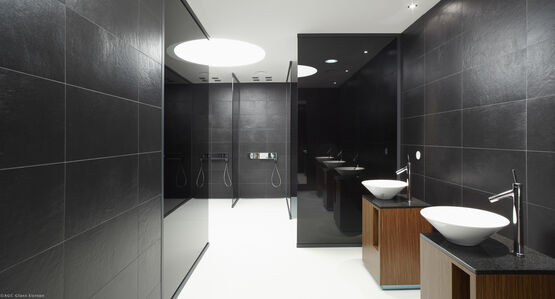 Verre gris foncé pour design intérieur et façade | Planibel Dark Grey  - produit présenté par AGC GLASS FRANCE