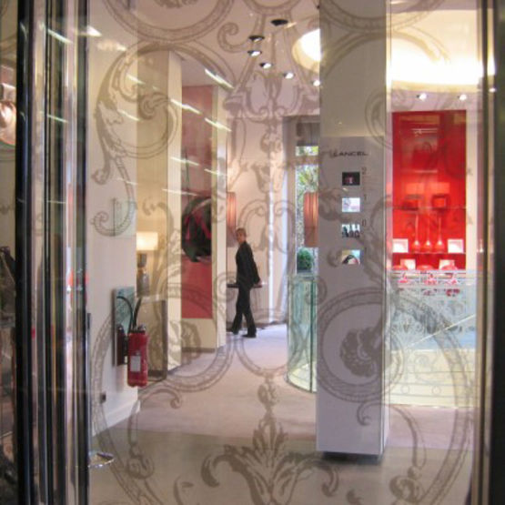 Ascenseur panoramique boutique Lancel