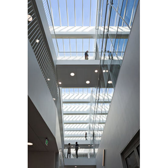 Verrières modulaires haute performance pour le tertiaire et équipements collectifs | Les verrières modulaires VELUX - Verrière ou lanterneau continu