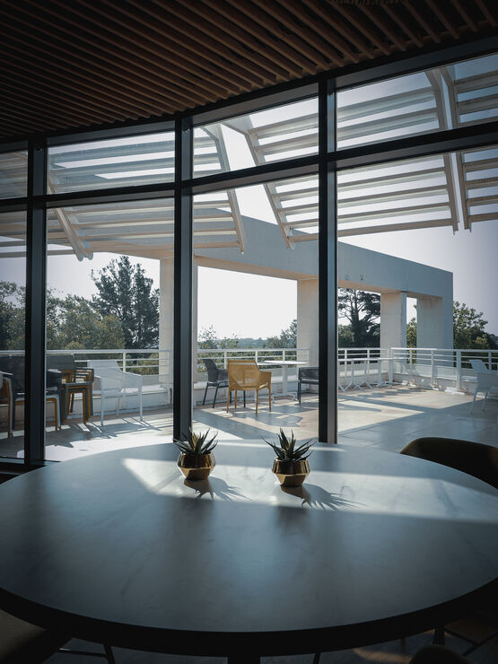 Vitrage dynamique de contrôle solaire