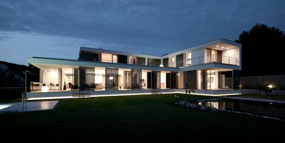  Volet coulissant, pliable et motorisé - Jusqu&#039;à huit vantaux | Griesser  - Volets coulissants