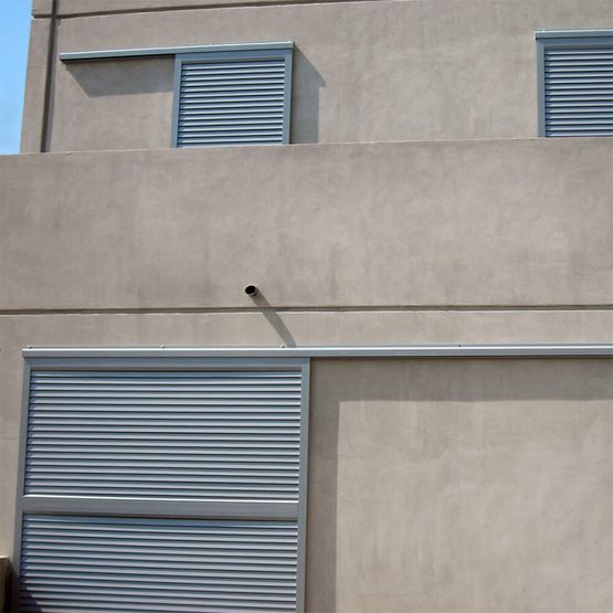  Volet coulissant sur mesure en aluminium simple | VCOUL-ALU-PERS-1V - Volets coulissants