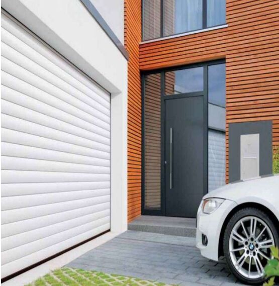 Volet roulant de garage en aluminium | Porte de garage enroulable motorisée isolée