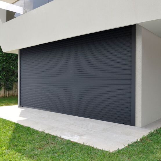 Volet roulant grandes dimensions anticyclonique en aluminium | zones tropicales - produit présenté par SEPALUMIC