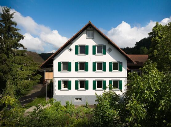 Volets coulissants pliants | EHRET  - produit présenté par SCHENKER STORES