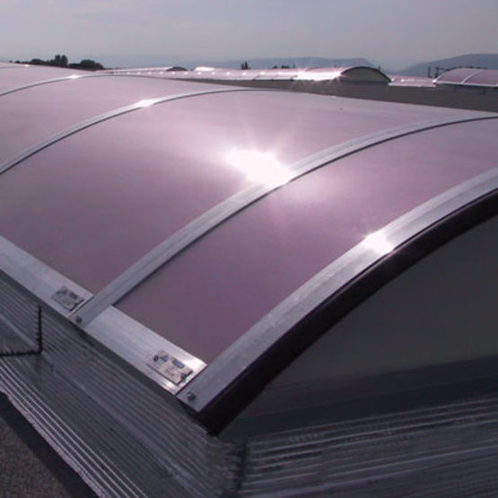 Voûte d'éclairement naturel à ossature aluminium cintrée | Ecofil - KINGSPAN LIGHT + AIR