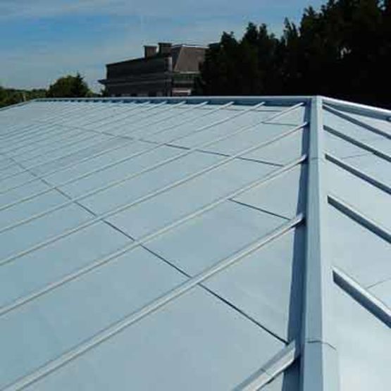  Zinc clair engravé pour façade et couverture | AZENGAR - Bardage en cuivre ou en zinc