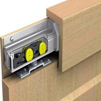 Système coulissant droit pour portes en bois avec bandeau bois | SAF-CLIP 