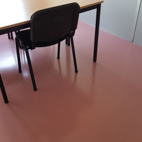 Revêtement décoratif d'aspect minéral pour la rénovation de sols en béton ou PVC | POLYSTONE