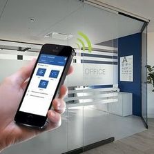 Système motorisé sans contact pour porte coulissante | Moventiv 80