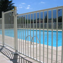 Clôture en alu pour piscine | Clodune