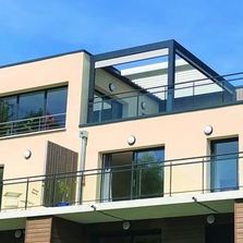 Pergola modulable en aluminium à lames orientables et rétractables | Pergola Climatique