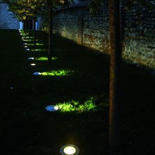 Encastré de sol à orientation orbitale pour voirie et espaces verts | Concord Pathè