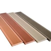 Lame de terrasse en bois composite à finition rainurée | Lame Elégance rainurée 