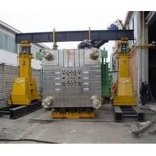 Portique hydraulique à mâts télescopiques capacité jusqu’à 800 tonnes