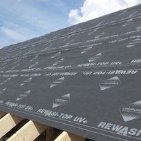 Ecran souple de sous-toiture HPV/ pare-pluie, haute performance UV et chaleur | REWASI TOP 150 UV Plus / SK