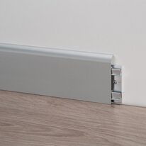 Plinthe à emboîtement | METAL LINE 92 – aluminium anodisé argenté jonction sol-mur système clip