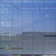 Vitrage réfléchissant pour contrôle solaire renforcé aspect argent | Stopsol Supersilver