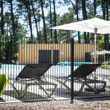 Clôture métallique de sécurité pour les piscines privées ou collectives | Décorella