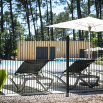 Clôture métallique de sécurité pour les piscines privées ou collectives | Décorella