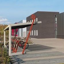 Abri vélos en acier et toit en tôle d’acier ondulée | QUERT 0104844