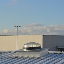 Puits de lumière sur toiture sèche ou support d'étanchéité | Ecolux Spot