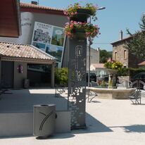 Suspente florale | Suspente Vallon en acier galvanisé découpé laser – Batiproduits