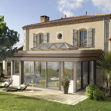 Véranda à toiture plate végétalisée et à rupture de pont thermique | Horizon