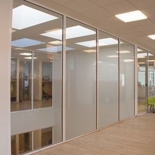 Portes et cloisons coupe-feu vitrées EI90 à EI120 grandes dimensions | MEYVAERT CLASSIC FFR 