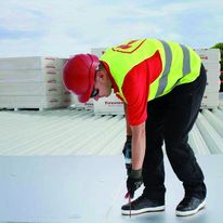 Panneau isolant PIR support d'étanchéité en toiture plate | Resista AK