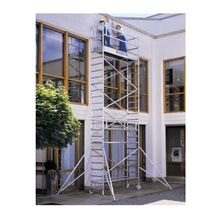 Échafaudage aluminium roulant avec stabilisateurs rabattables et réglables | GENTNER ET FILS