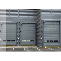 Porte rapide à empilement | PLANÉVITE PV 520 pour grandes baies industrielles