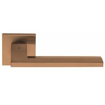 Poignée de porte sur rosace carrée | ELECTRA VM